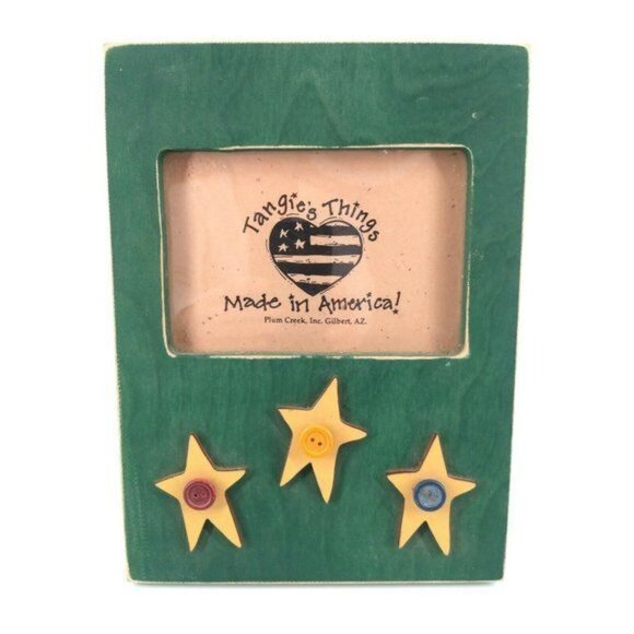 Primitive Country Picture Photo Frame Wood Green Fits 4" x 6" Photo - Picture 1 of 2